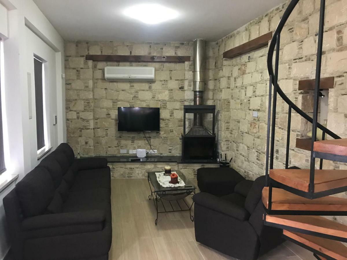 Omodos Cozy Houses Guest House Bagian luar foto